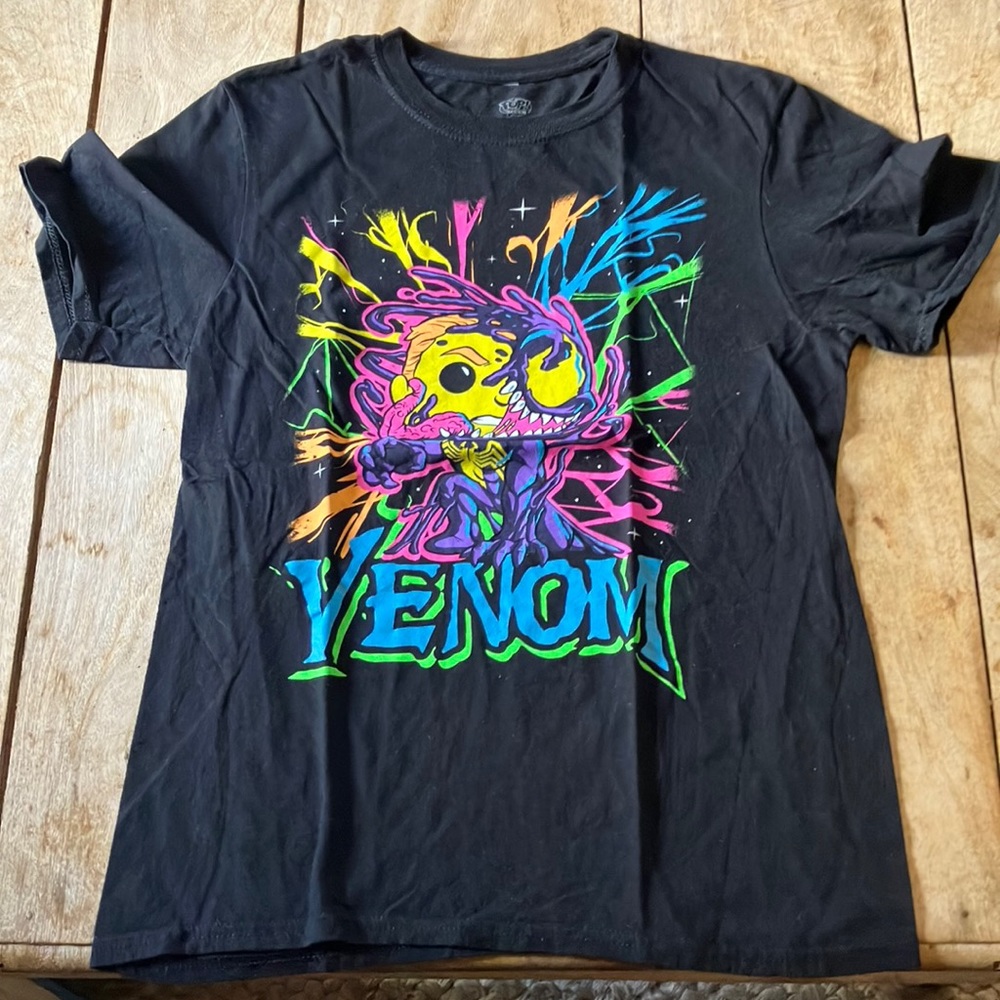 Funko Pop Venom T shirt